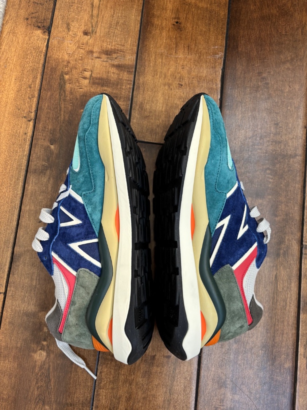 Men’s New Balance Size 8.5 57/40 Sneakers Runners 5740 - Picture 5 of 8